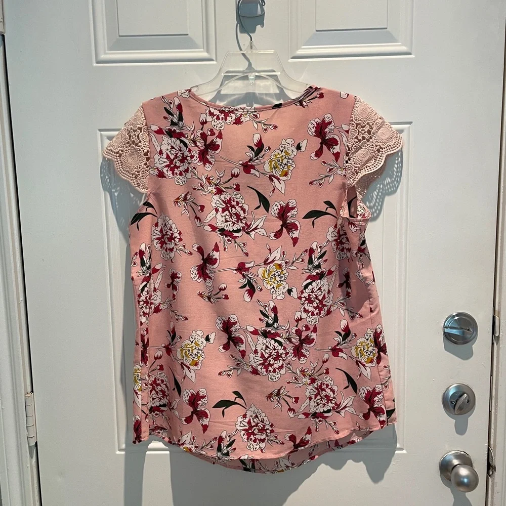 Amazon Pink Maroon Floral Crochet Lace Short Sleeve Flowy Blouse Top Size XL